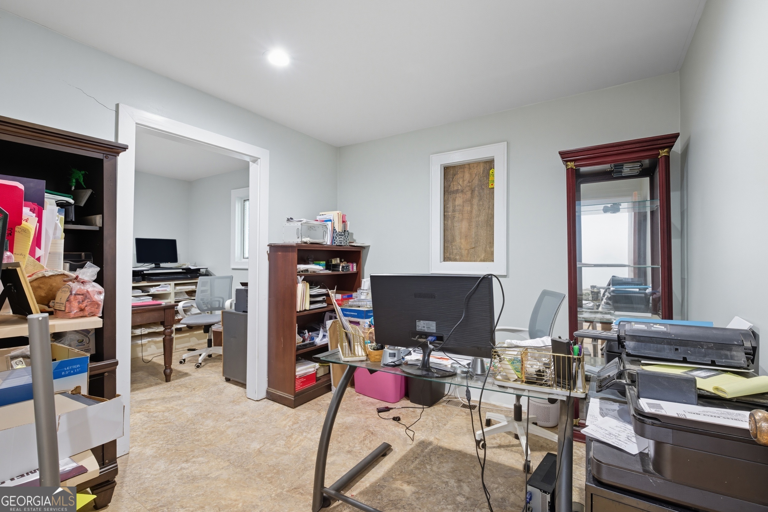 27 Rock Quarry Road Toccoa, GA 30577 - Photo 43 of 61 a workspace with furniture