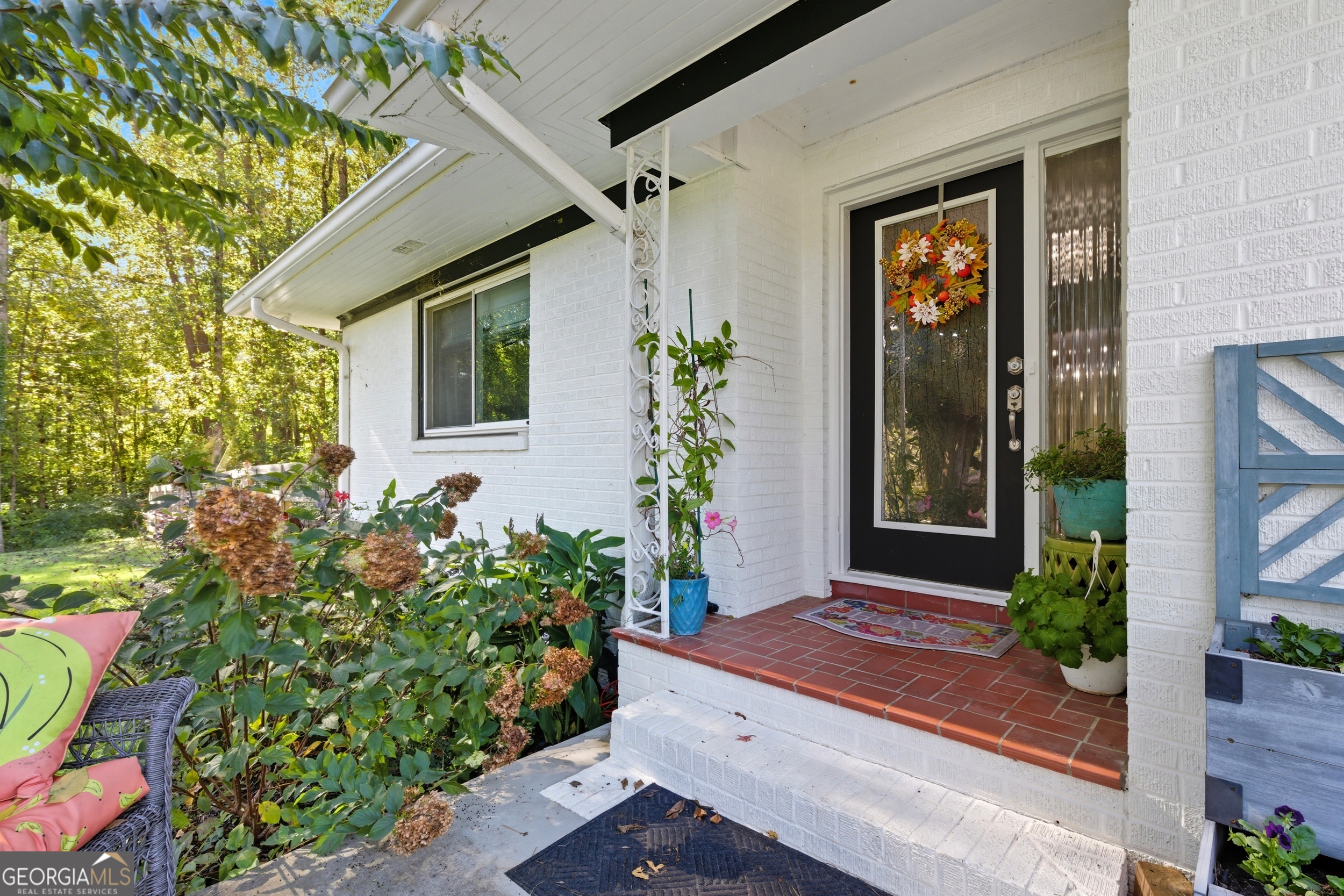 27 Rock Quarry Road Toccoa, GA 30577 - Photo 8 of 61 a front view of a house with a yard