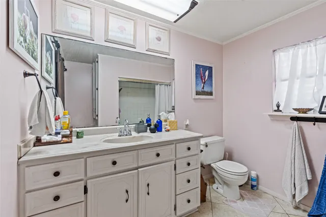 $350,000 | 775 Marlin Street, Bayou Vista, TX 77563