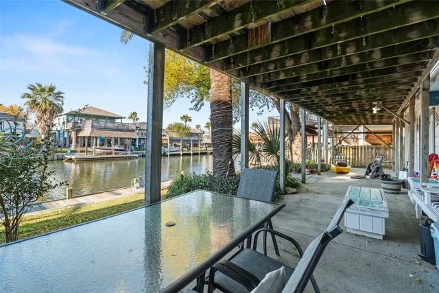 $350,000 | 775 Marlin Street, Bayou Vista, TX 77563