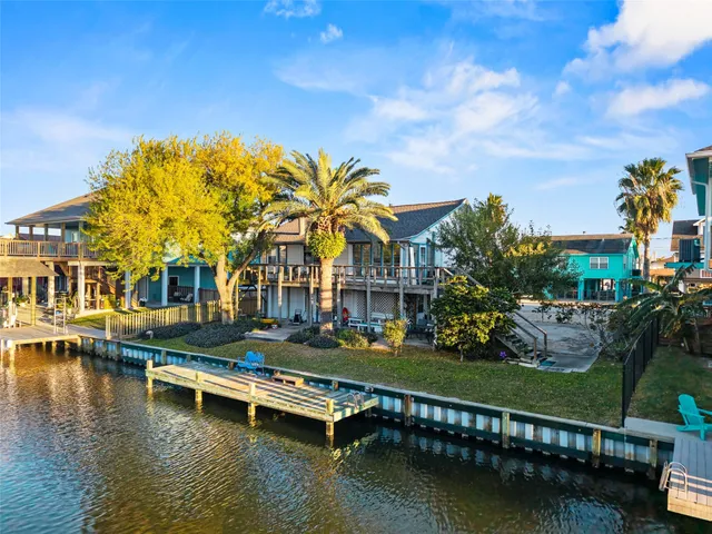 $350,000 | 775 Marlin Street, Bayou Vista, TX 77563