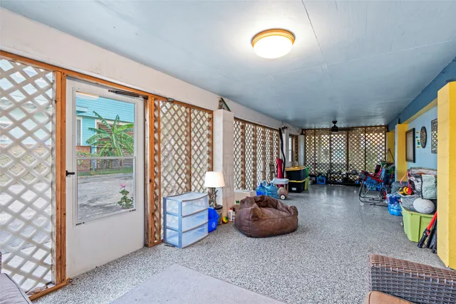 $350,000 | 775 Marlin Street, Bayou Vista, TX 77563