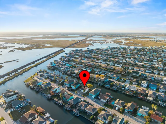 $350,000 | 775 Marlin Street, Bayou Vista, TX 77563