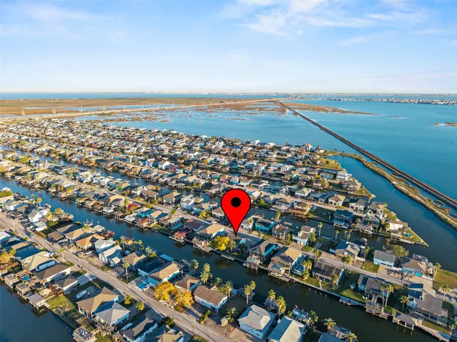 $350,000 | 775 Marlin Street, Bayou Vista, TX 77563