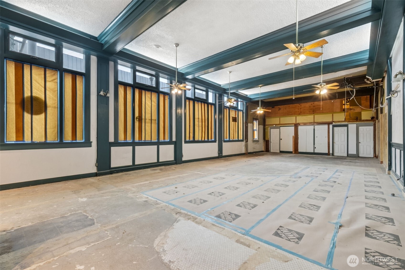 1602 Cole Street Enumclaw, WA 98022 - Photo 4 of 8 a view of an empty room