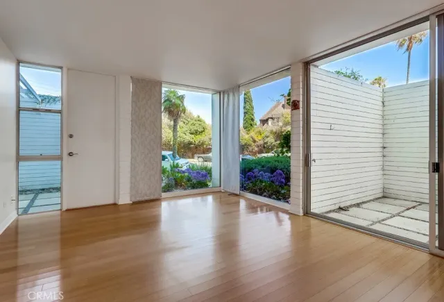 $1,060,000 | 2999 East Ocean Boulevard, Long Beach, CA 90803