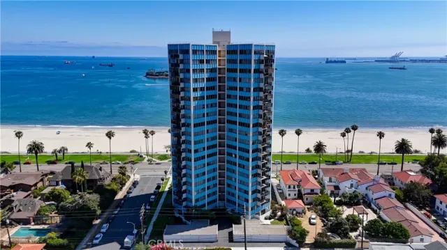 $1,060,000 | 2999 East Ocean Boulevard, Long Beach, CA 90803