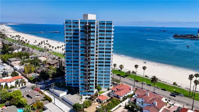 $1,060,000 | 2999 East Ocean Boulevard, Long Beach, CA 90803