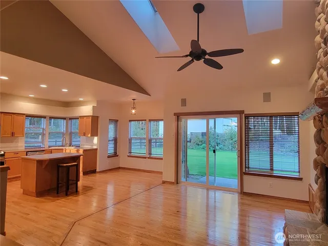 $3,900 | 1945 Southeast Van Skiver Road, Port Orchard, WA 98367