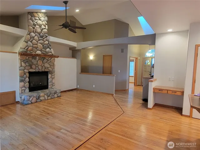 $3,900 | 1945 Southeast Van Skiver Road, Port Orchard, WA 98367