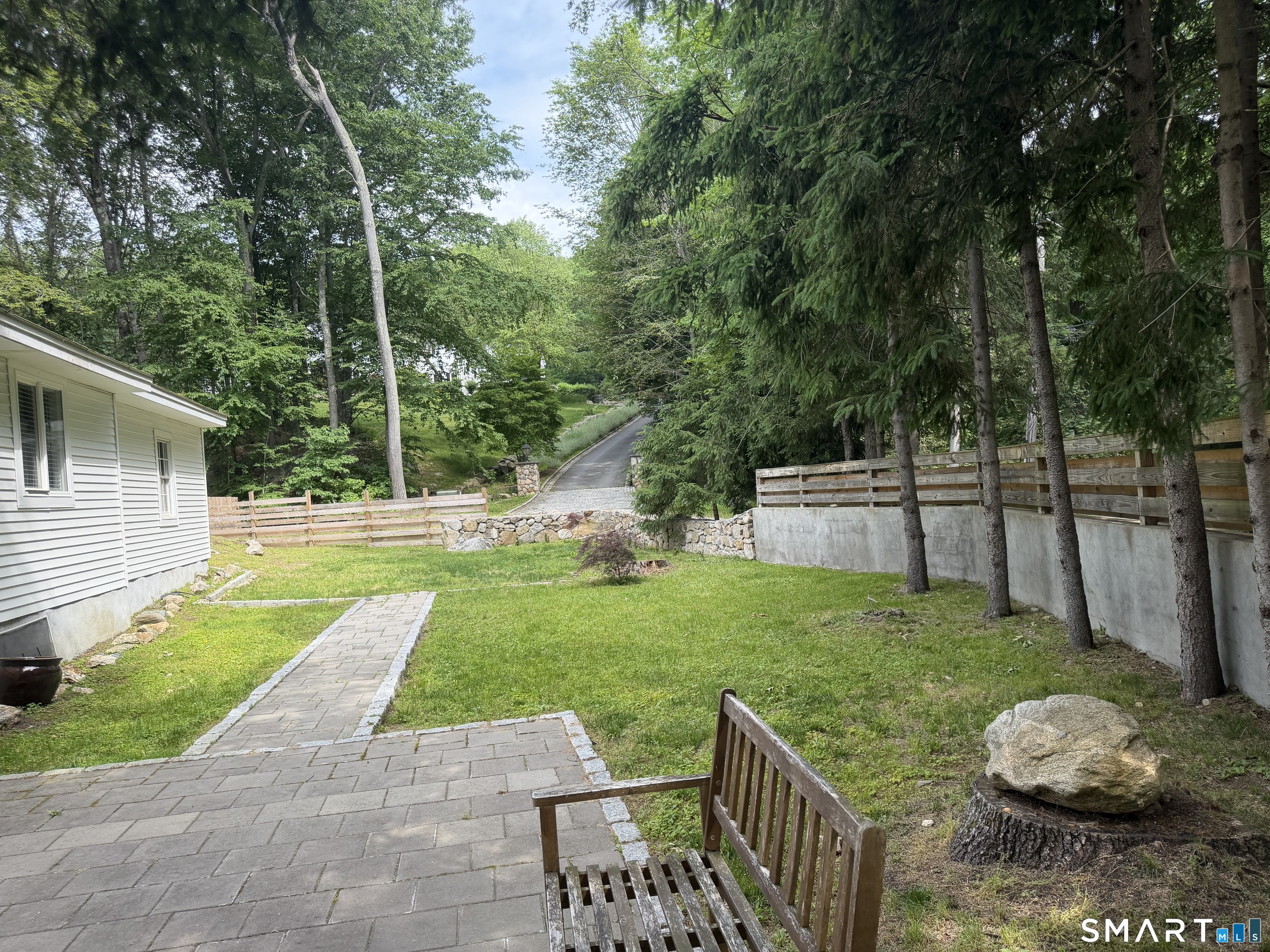24 North Calvin Road Weston, CT 06883 - Photo 7 of 25