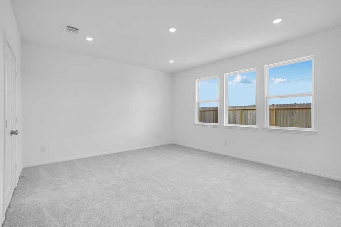 21906 Longhorn Rdg Drive Hockley, TX 77447 - Photo 16 of 26 21906 Longhorn Ridge Drive ~ Ready Now