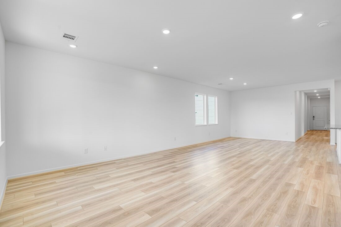 21906 Longhorn Rdg Drive Hockley, TX 77447 - Photo 8 of 26 21906 Longhorn Ridge Drive ~ Ready Now