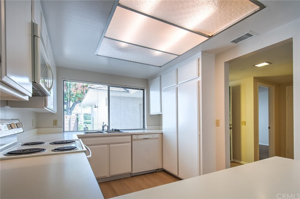 17284 Citron Irvine, CA 92612 - Photo 23 of 69