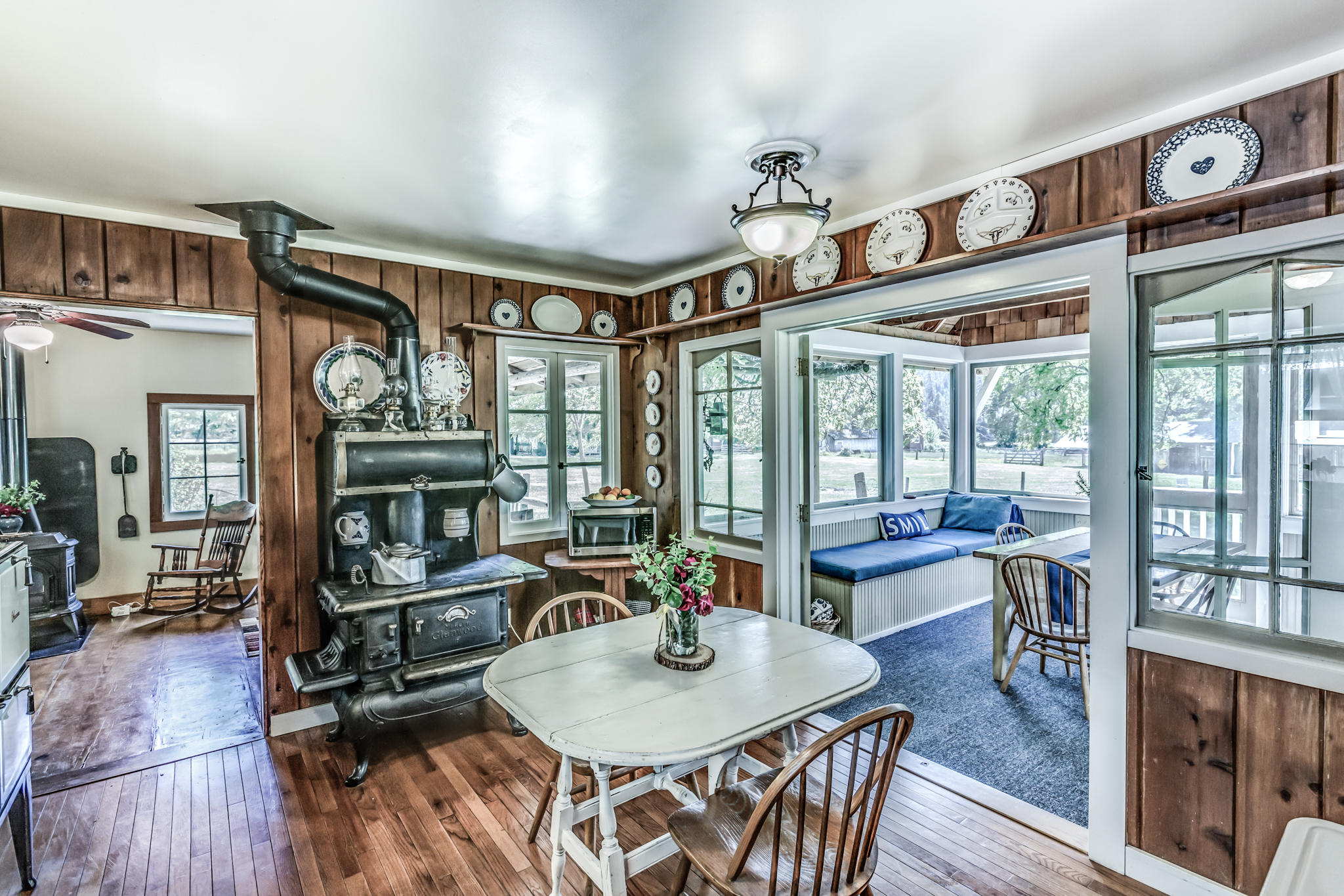 210 McKay Road Hyampom, CA 96046 - Photo 5 of 127