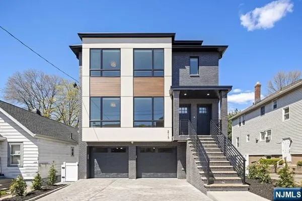 $6,325 | 213 7th Street, Palisades Park, NJ 07650