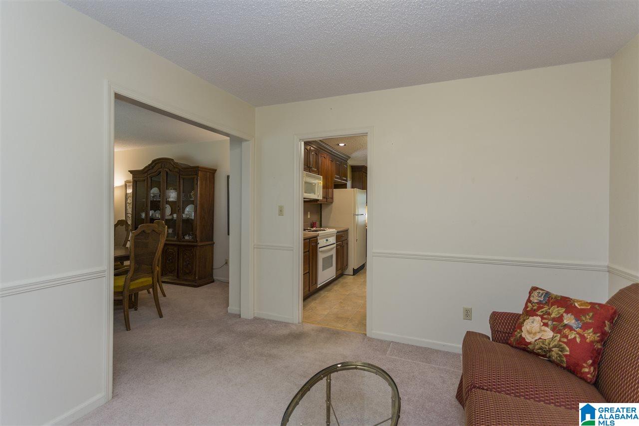 3442 Rock Ridge Circle Birmingham, AL 35210 - Photo 6 of 36
