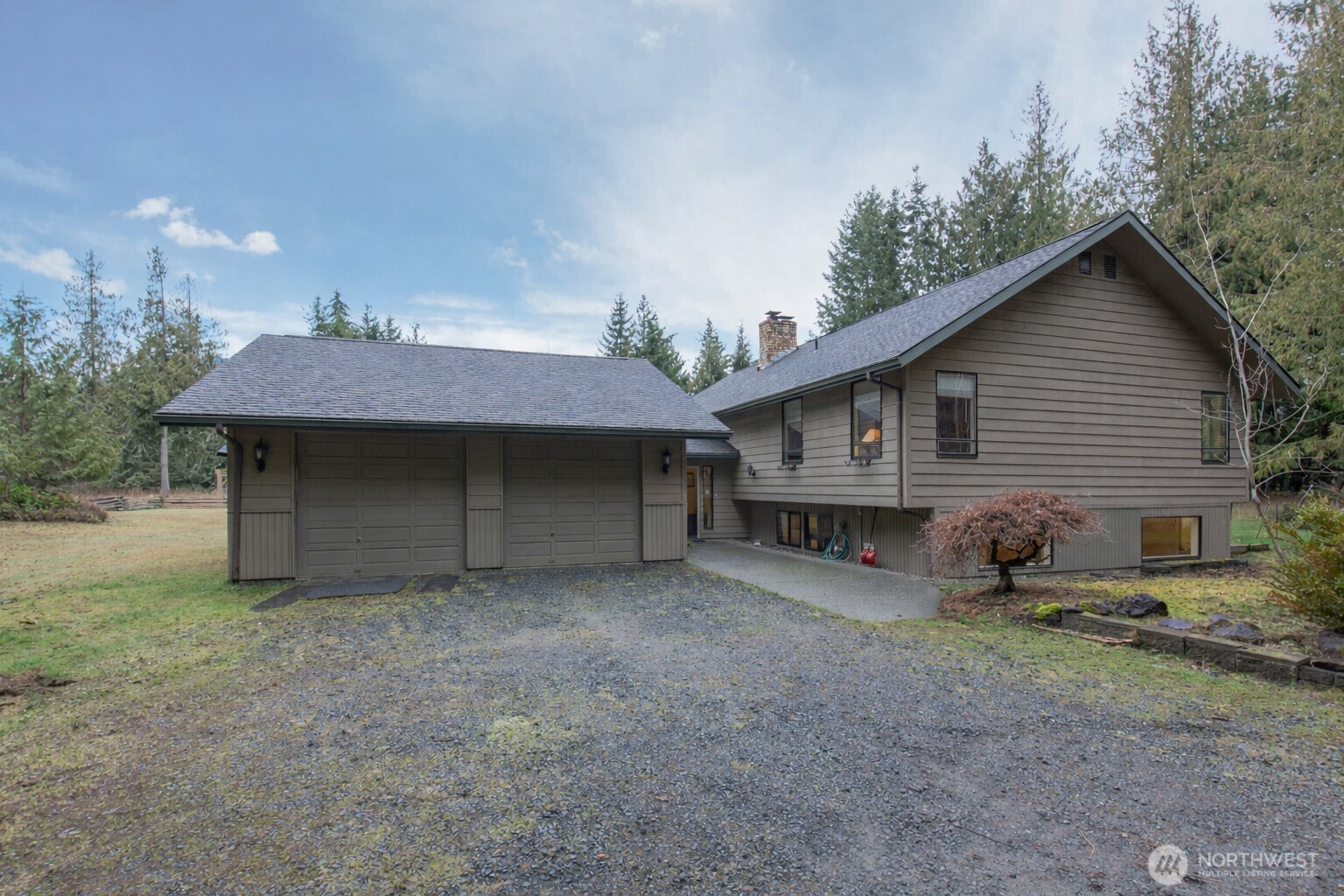 3547 Deer Park Road Port Angeles, WA 98362 - Photo 3 of 33 Gallery Image 3