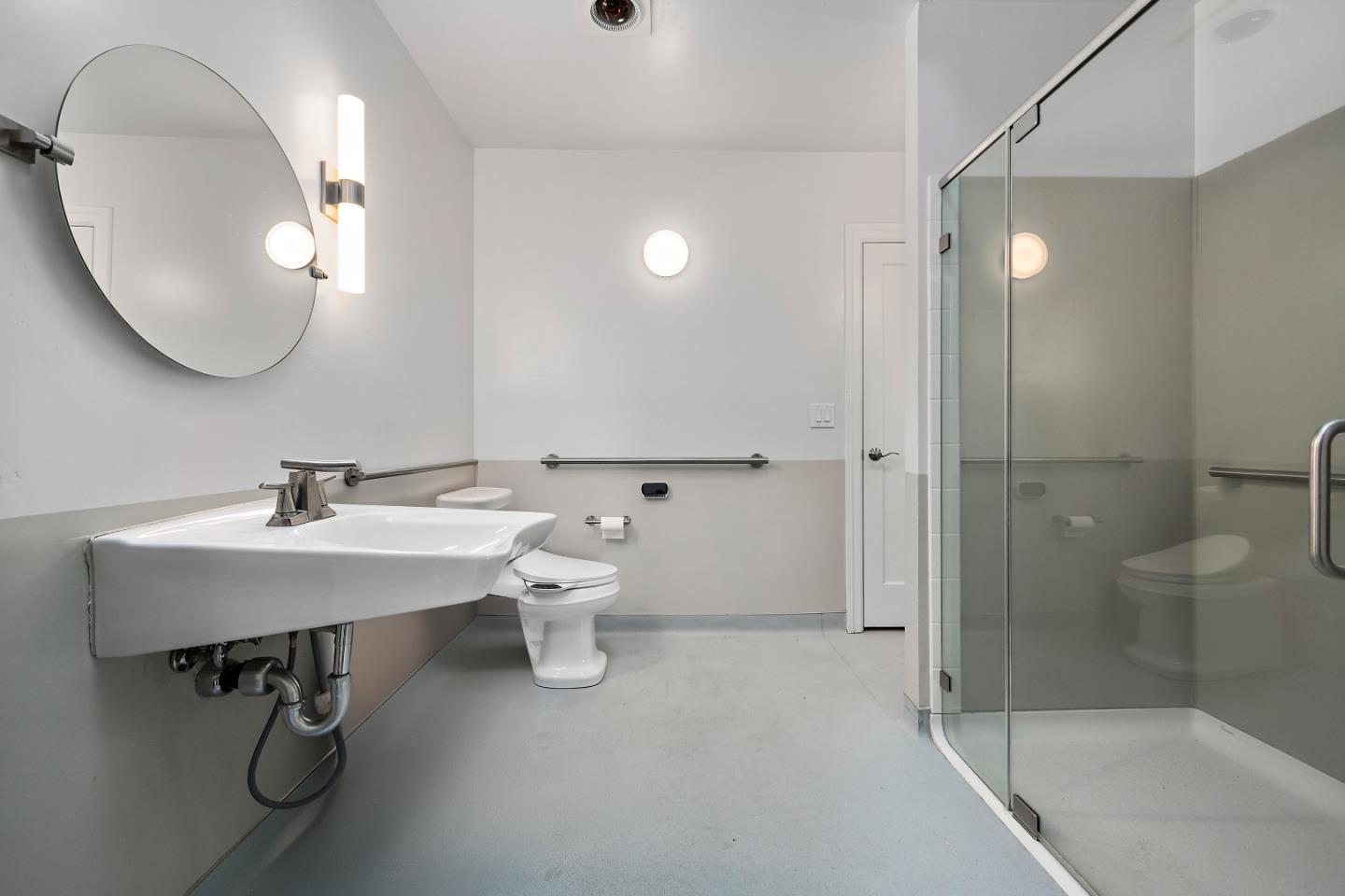 560 Franklin Street Mountain View, CA 94041 - Photo 10 of 22 a bathroom with a sink a toilet and shower