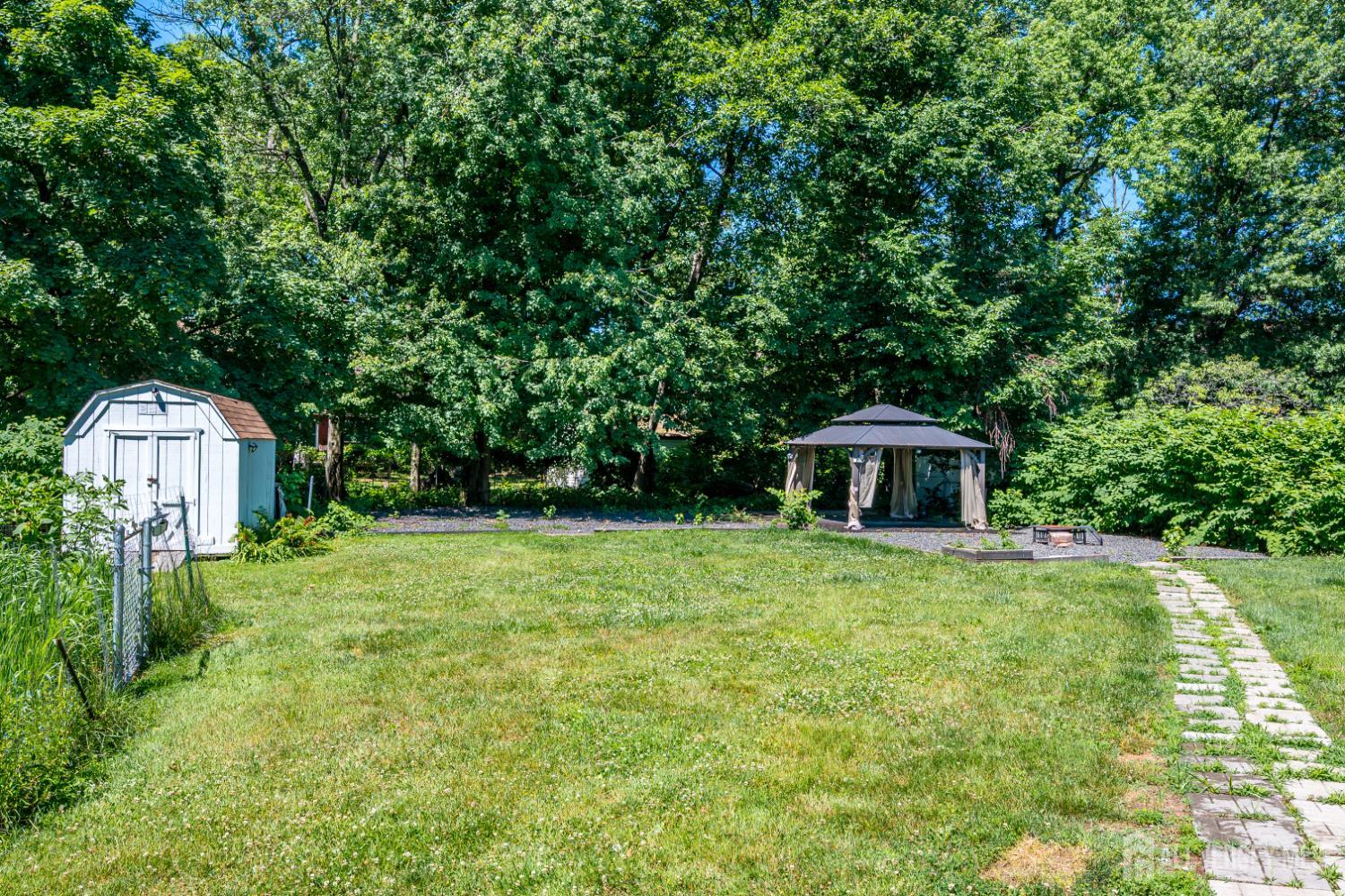 10 Jeff Street Edison, NJ 08837 - Photo 32 of 32