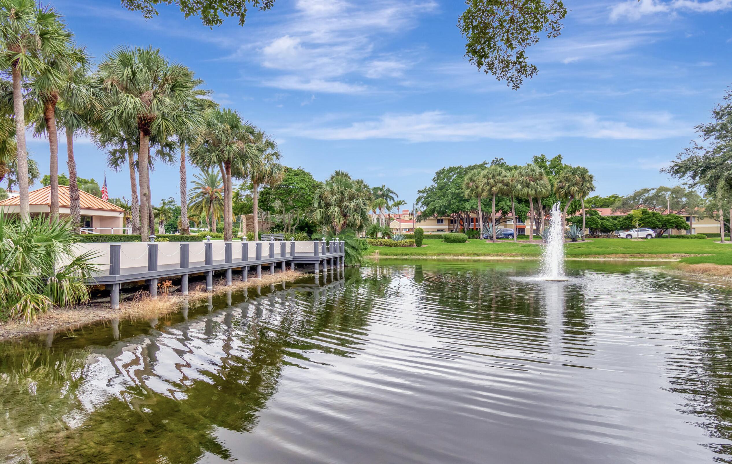 5800 Camino Del Sol, Unit 106 Boca Raton, FL 33433 - Photo 33 of 36 DOCKS