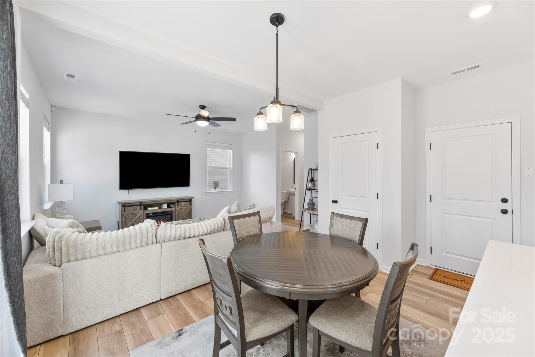 145 Baucom Street Charlotte, NC 28216 - Photo 13 of 47