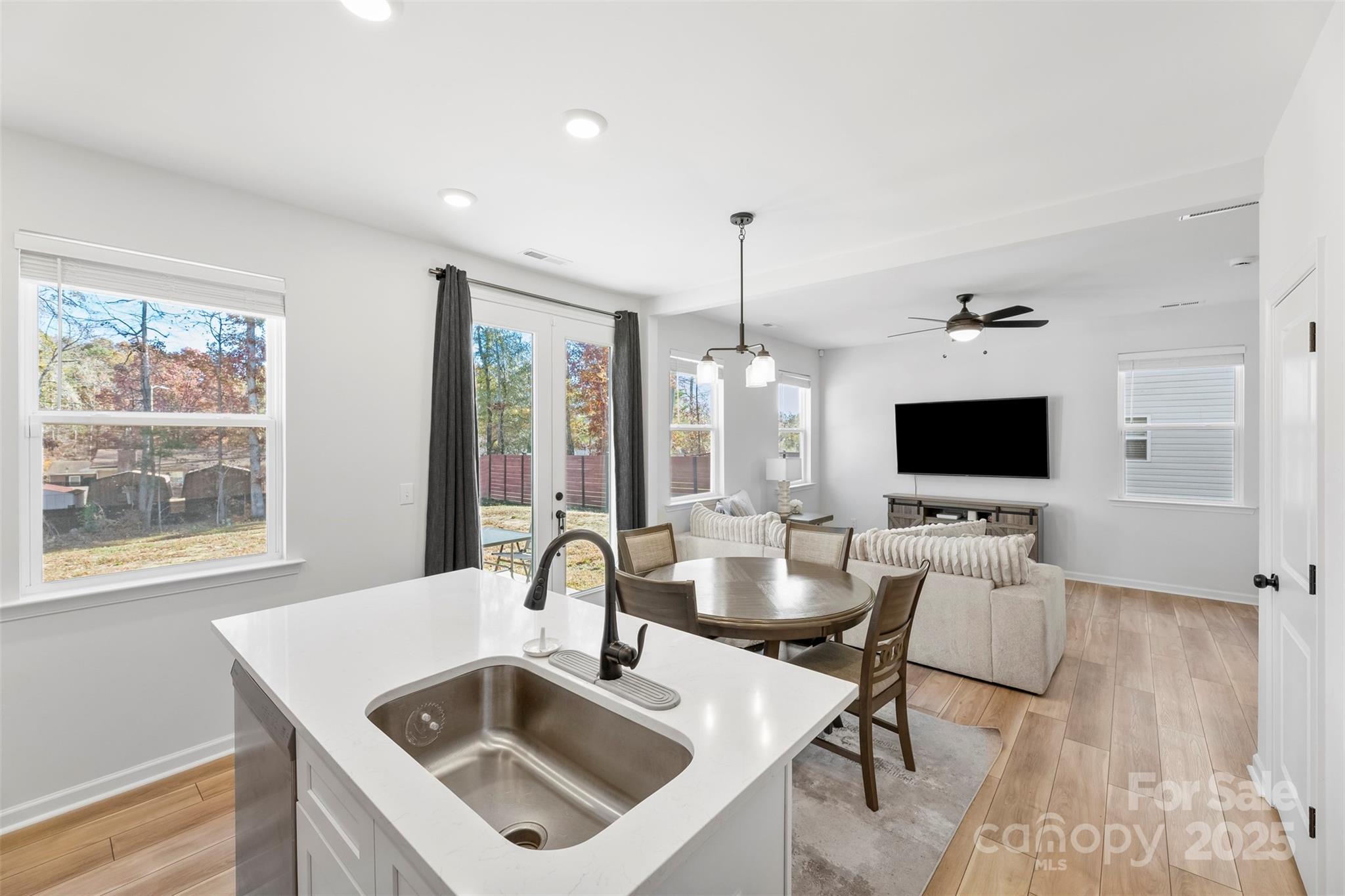 145 Baucom Street Charlotte, NC 28216 - Photo 18 of 47