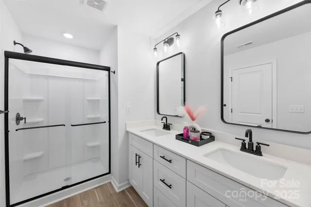 $389,000 | 145 Baucom Street, Charlotte, NC 28216