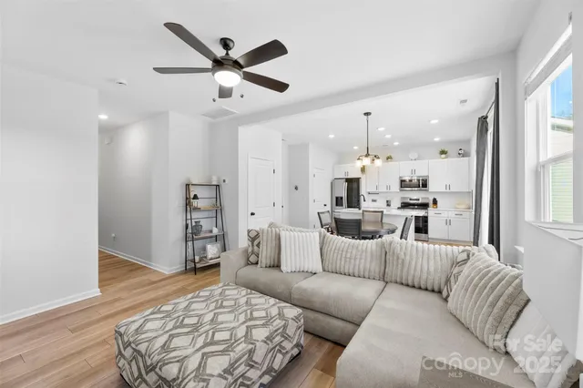 $389,000 | 145 Baucom Street, Charlotte, NC 28216