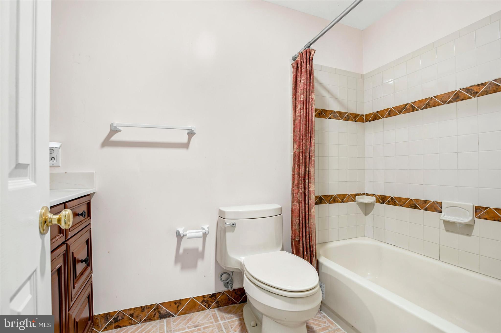 1167 Cushmore Road Southampton, PA 18966 - Photo 22 of 25 a bathroom with a toilet and a shower