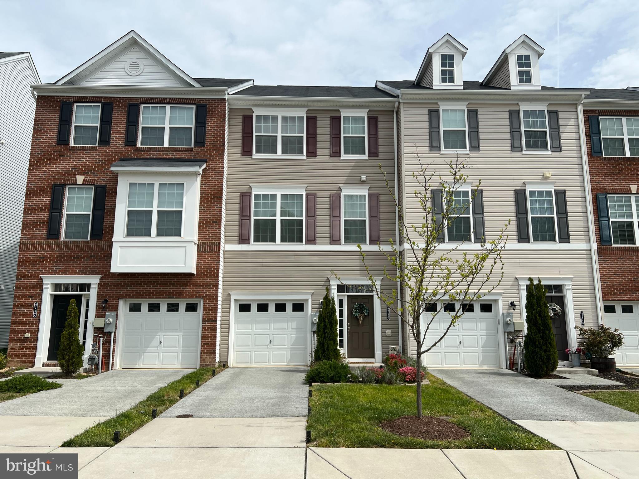 9780 Peace Spgs Ridge Laurel, MD 20723 - Photo 25 of 30 Garage space plus driveway