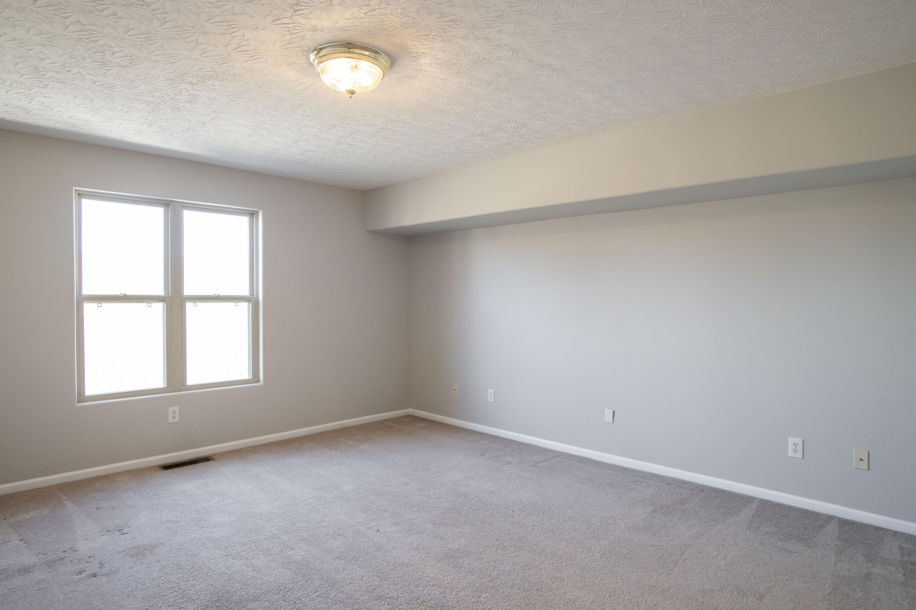 2549 Spring Valley Loop Lexington, KY 40511 - Photo 33 of 37 SpringValley__40