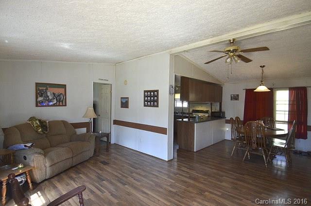 111 Crown Ridge Drive Marion, NC 28752 - Photo 2 of 19 Gallery Image 2
