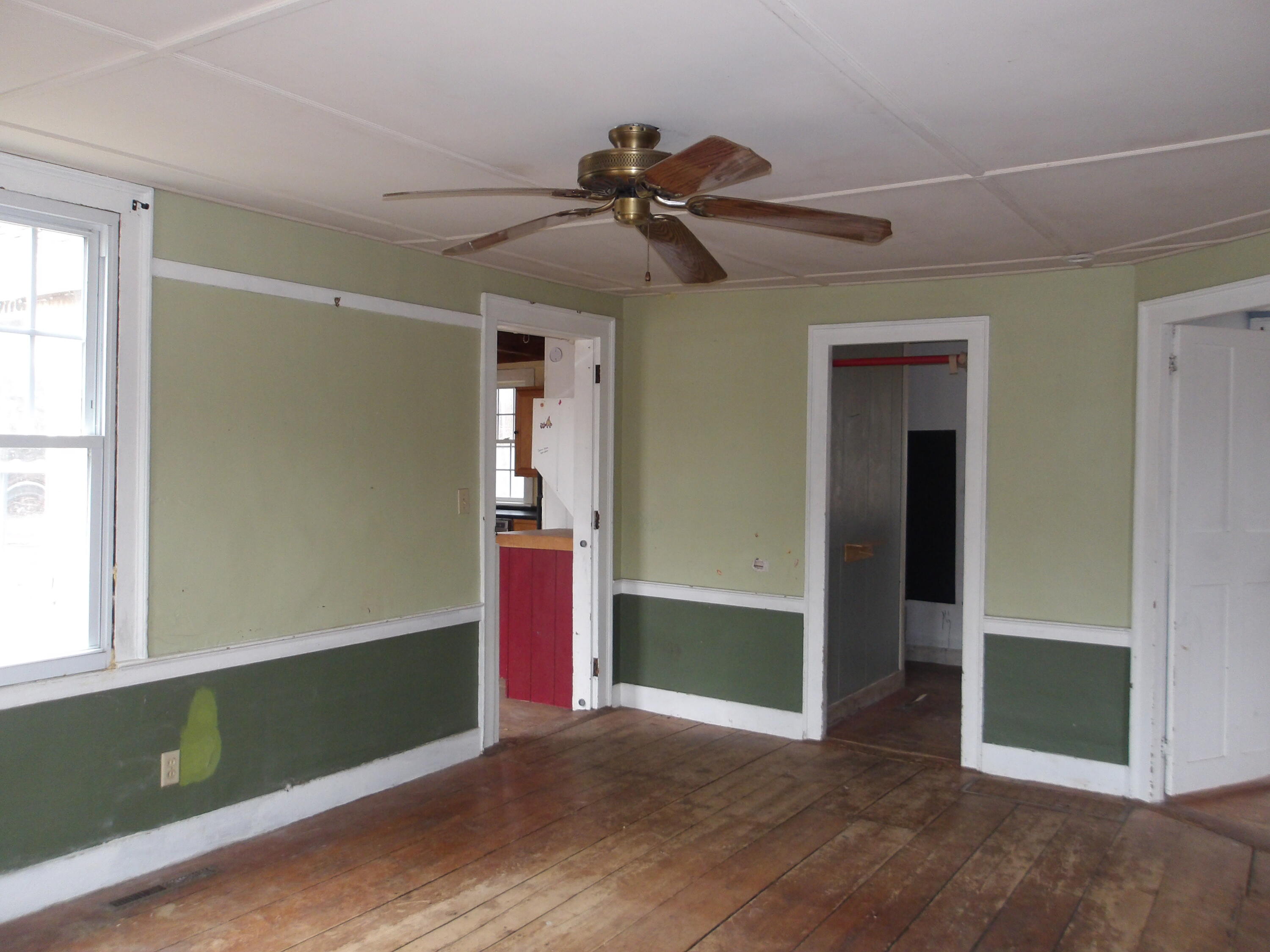 616 Old County Road Rockland, ME 04841 - Photo 13 of 43 100_3357