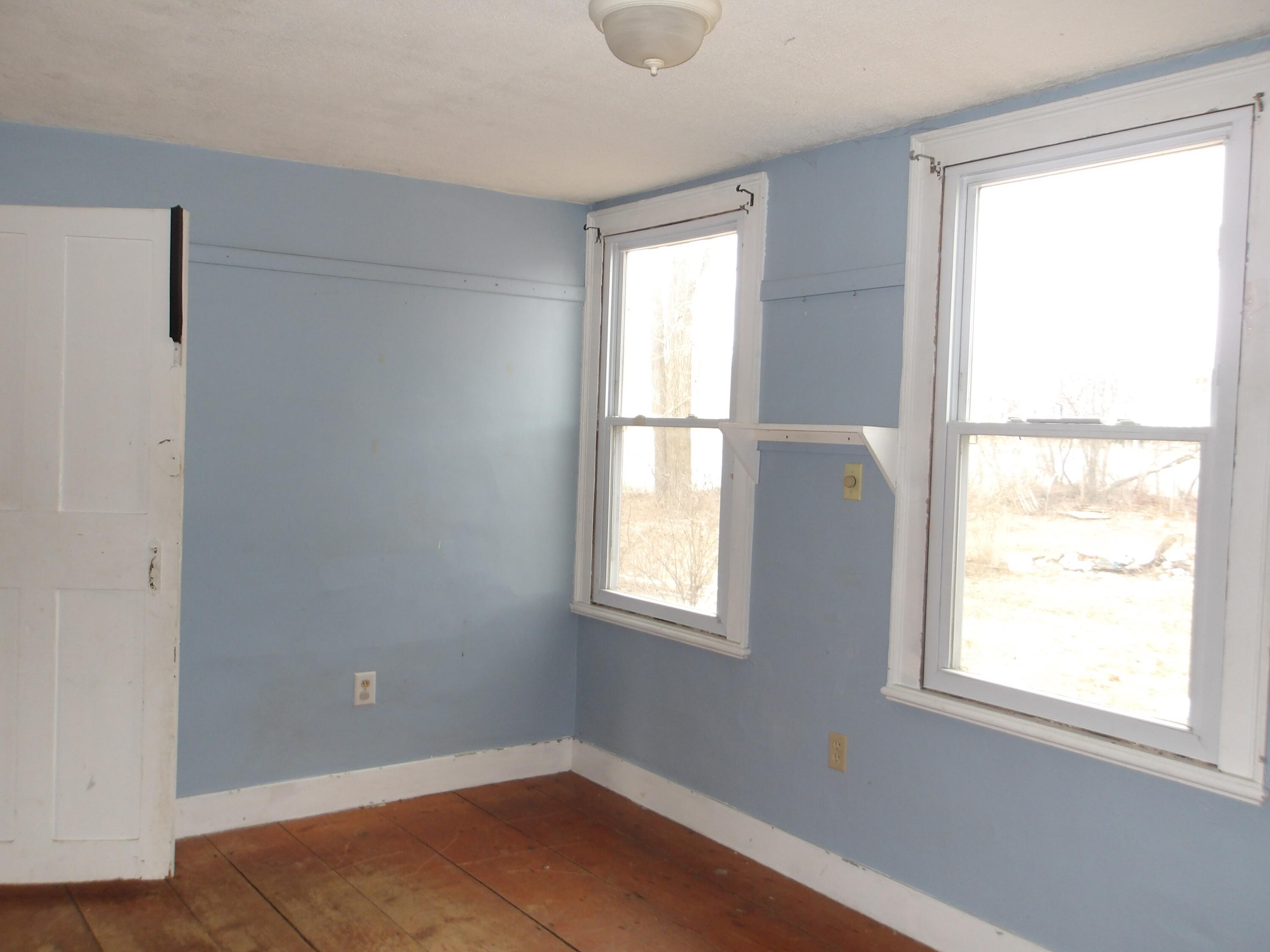 616 Old County Road Rockland, ME 04841 - Photo 22 of 43 100_3365