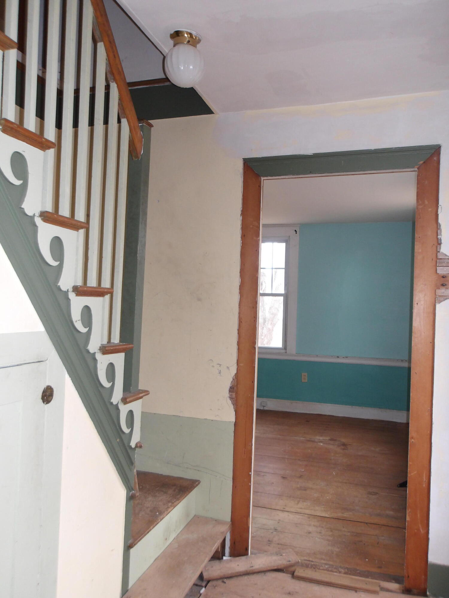 616 Old County Road Rockland, ME 04841 - Photo 32 of 43 100_3374