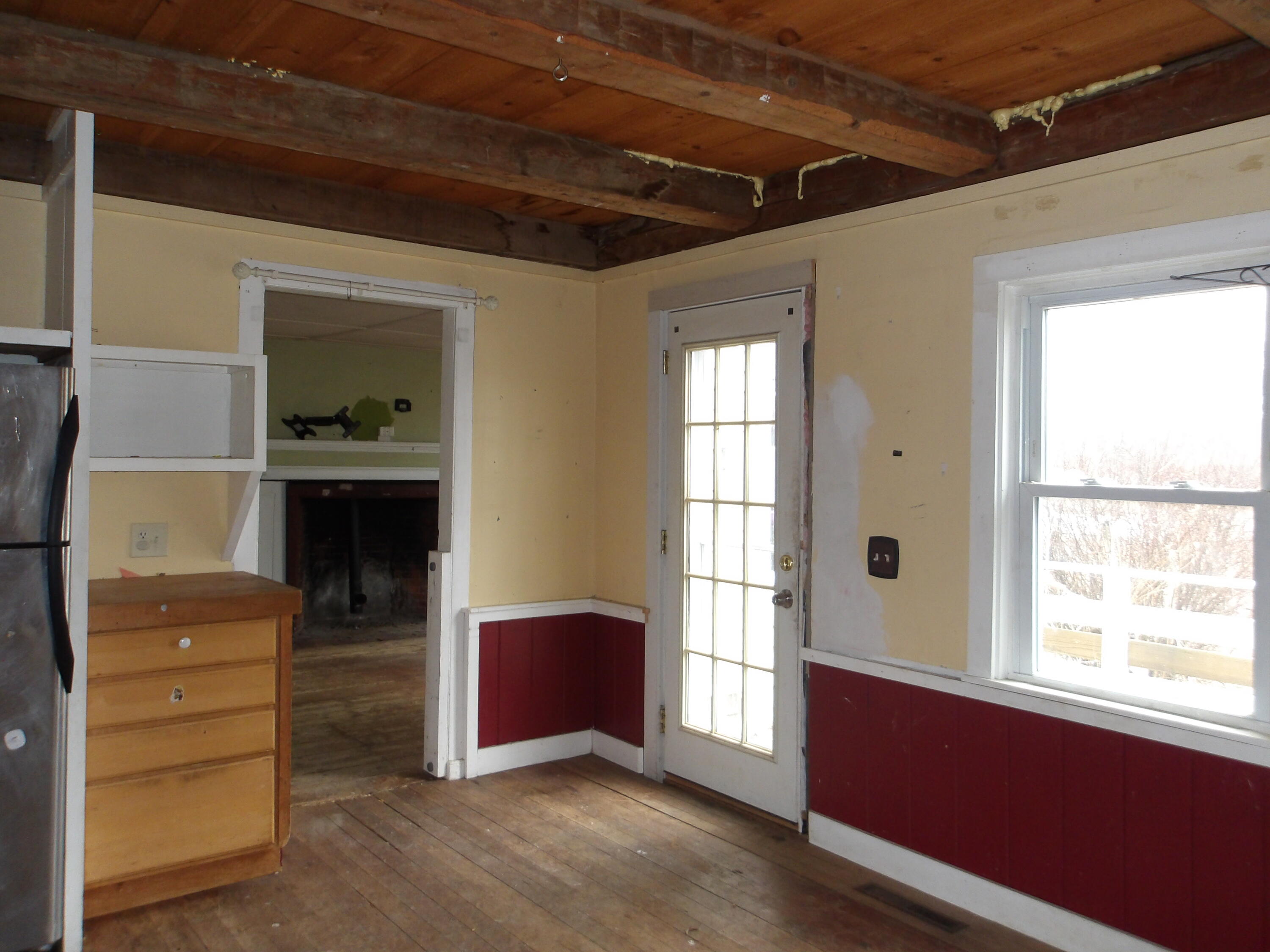 616 Old County Road Rockland, ME 04841 - Photo 10 of 43 100_3352