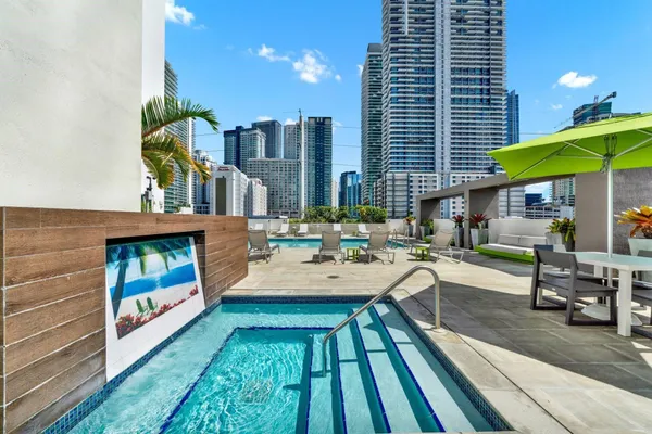$2,795 | 110 Southwest 12th Street, Unit 1603, Miami, FL 33130