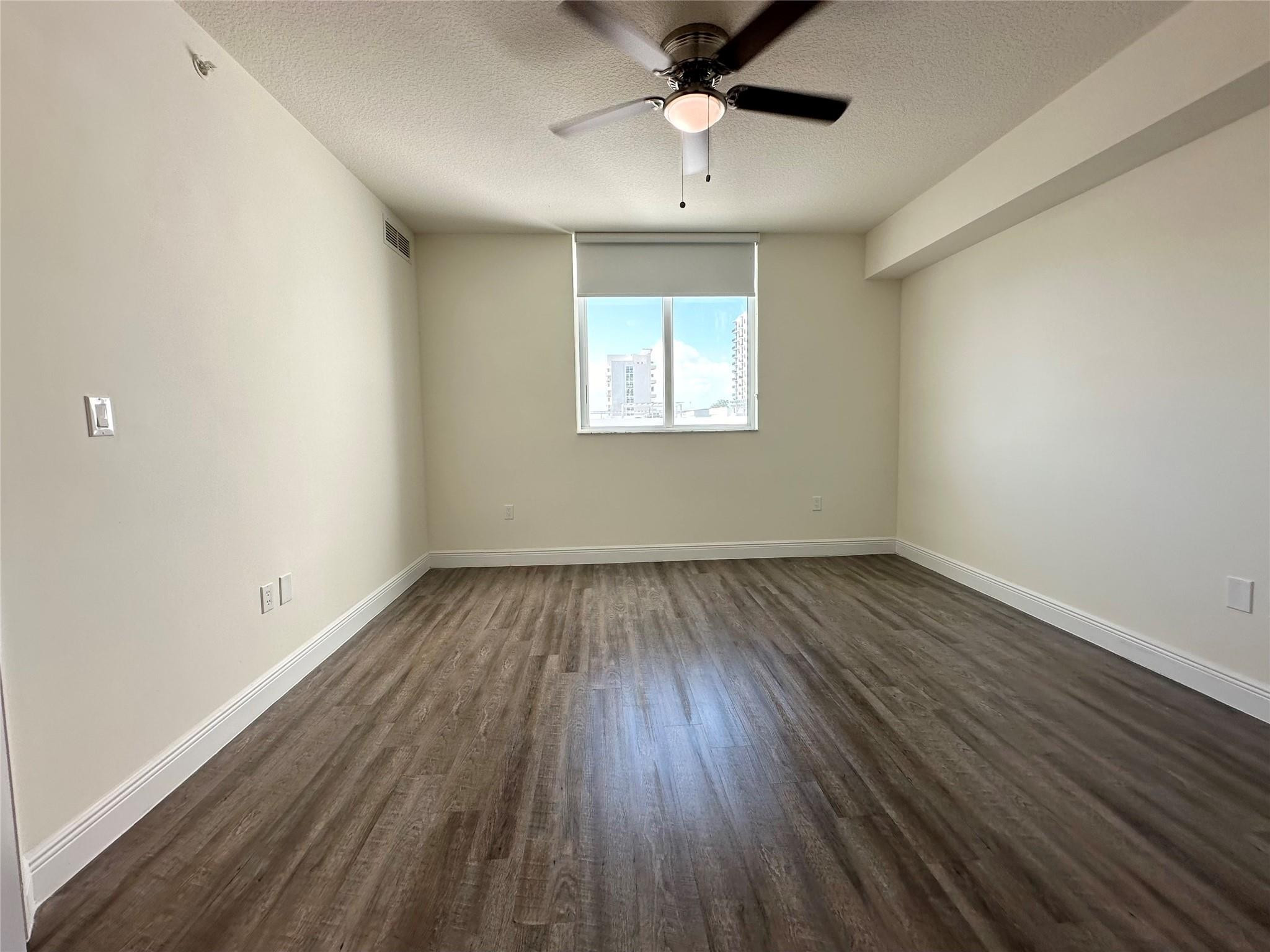 110 Southwest 12th Street, Unit 1903 Miami, FL 33130 - Photo 7 of 18 Photo 7