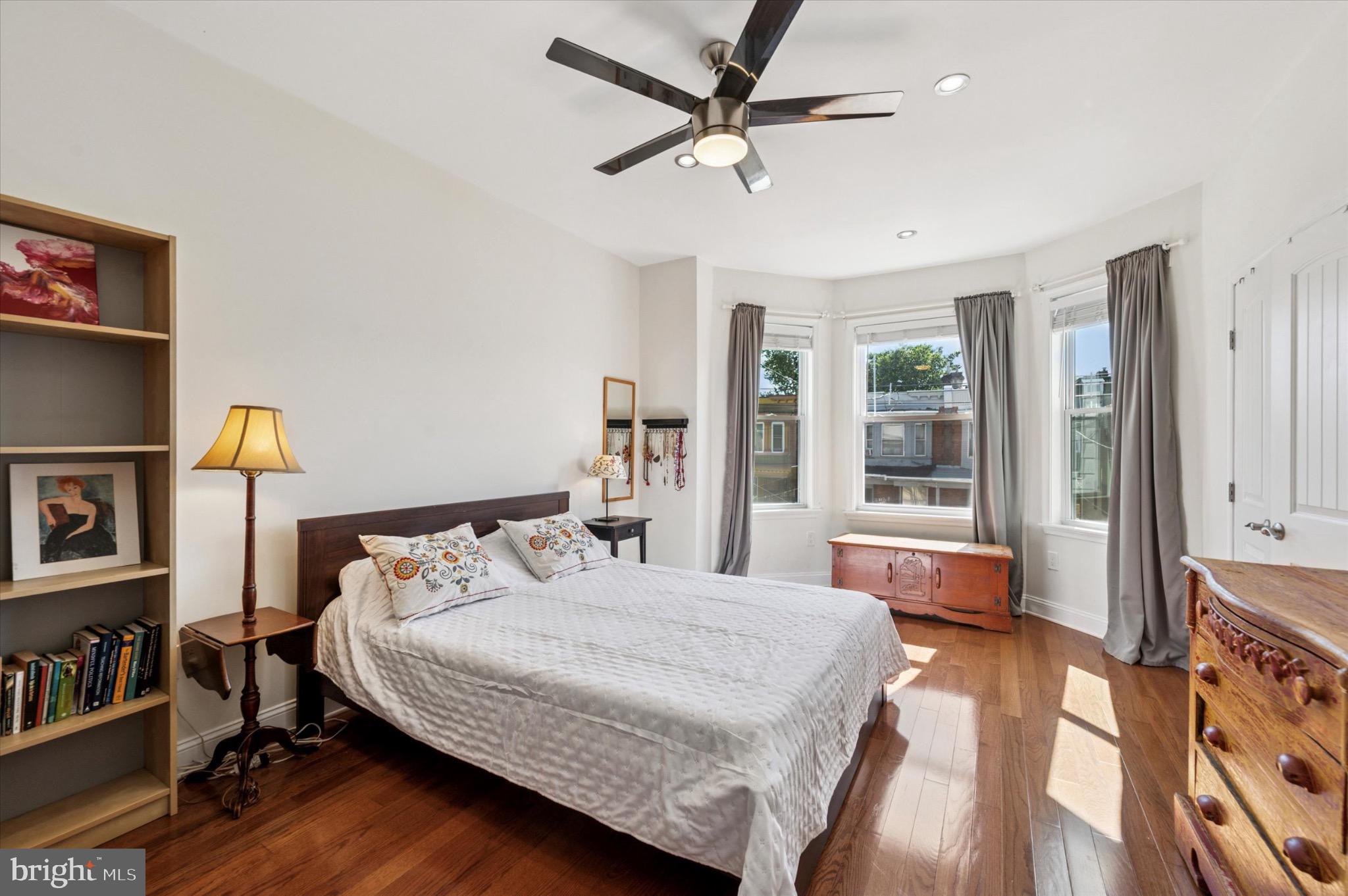 1131 Divinity Street Philadelphia, PA 19143 - Photo 22 of 38 Front bedroom