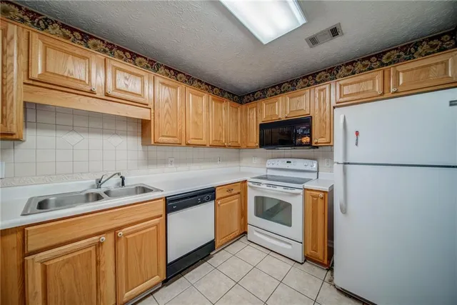 $1,750 | 1162 Britley Park Lane, Woodstock, GA 30189