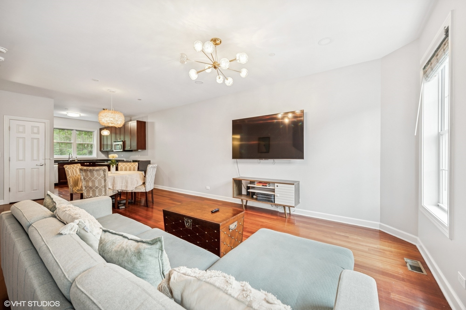 1657 Church Street Evanston, IL 60201 - Photo 12 of 26