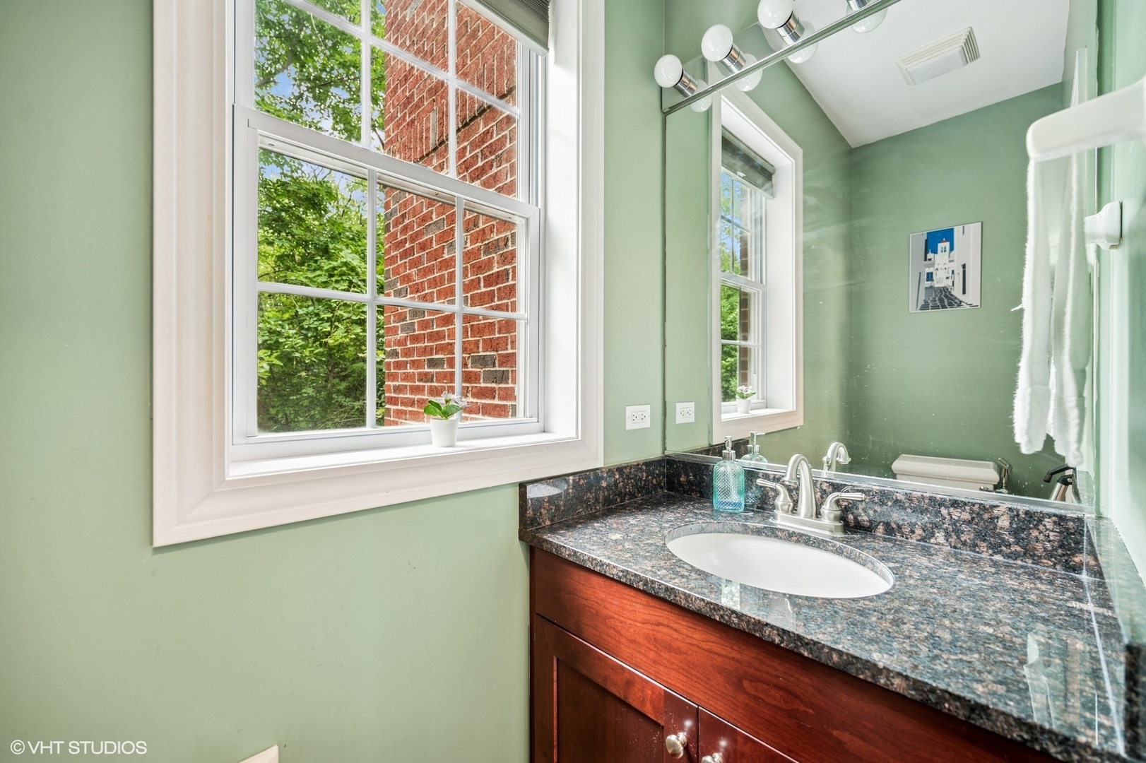 1657 Church Street Evanston, IL 60201 - Photo 21 of 26