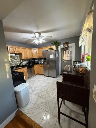$2,700 | 31 Fifield Street, Unit 1, Watertown, MA 02472