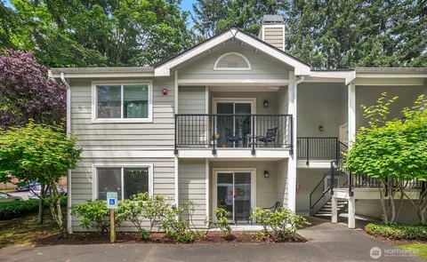 $360,000 | 6525 200th Street Southwest, Unit 101, Lynnwood, WA 98036