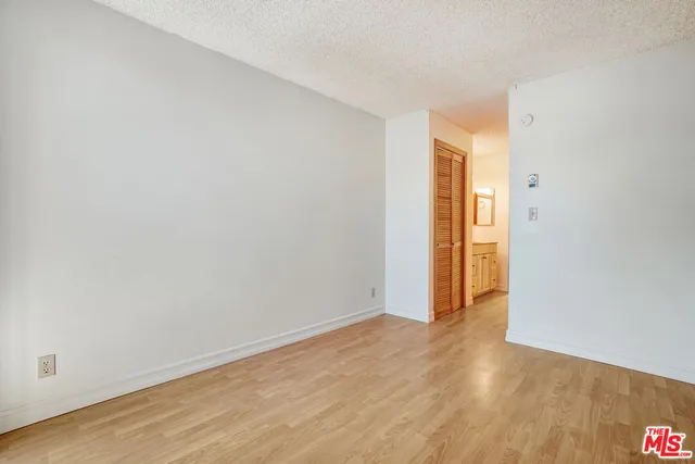 $750,000 | 23901 Civic Center Way, Unit D238, Malibu, CA 90265