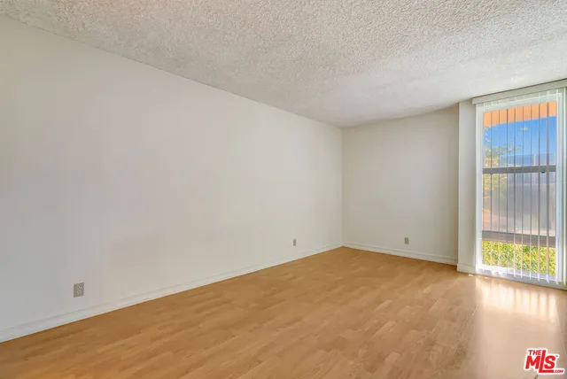 $750,000 | 23901 Civic Center Way, Unit D238, Malibu, CA 90265