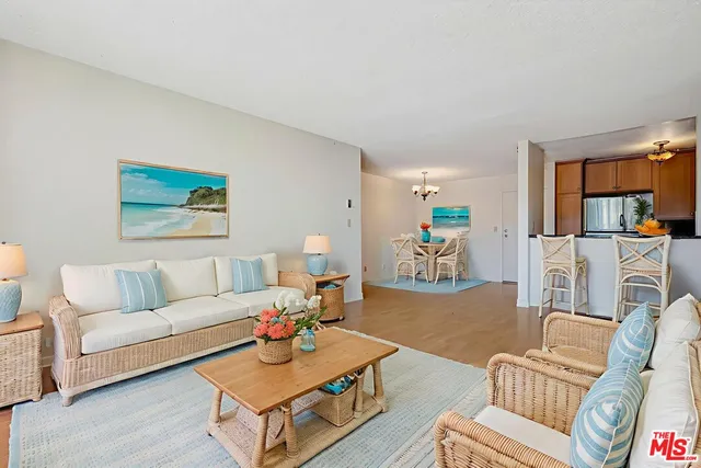 $750,000 | 23901 Civic Center Way, Unit D238, Malibu, CA 90265