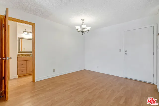 $750,000 | 23901 Civic Center Way, Unit D238, Malibu, CA 90265