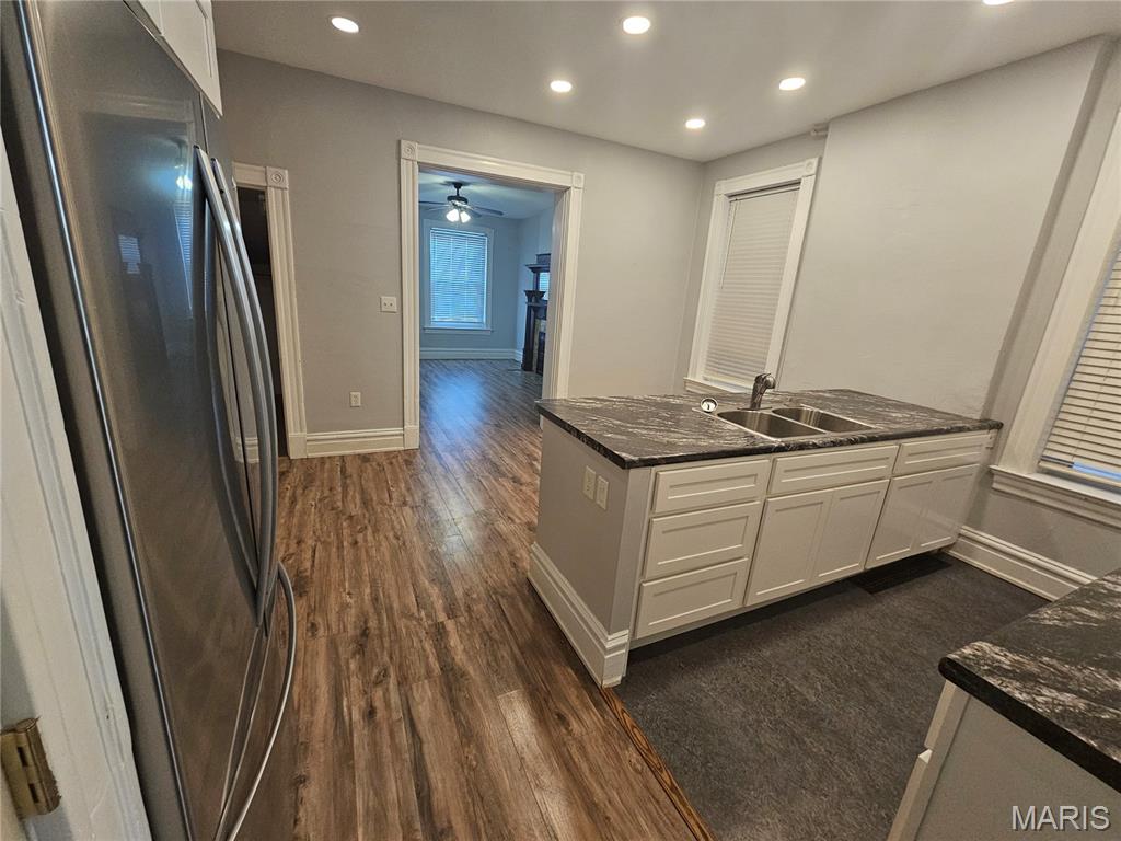 1830 Russell Boulevard St. Louis, MO 63104 - Photo 7 of 13